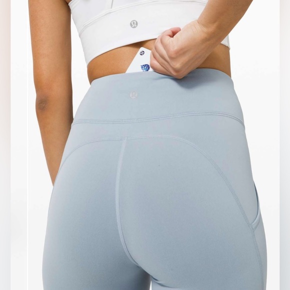lululemon Invigorate High-Rise Tight 25", Chambray, Size 4 - Picture 6 of 7